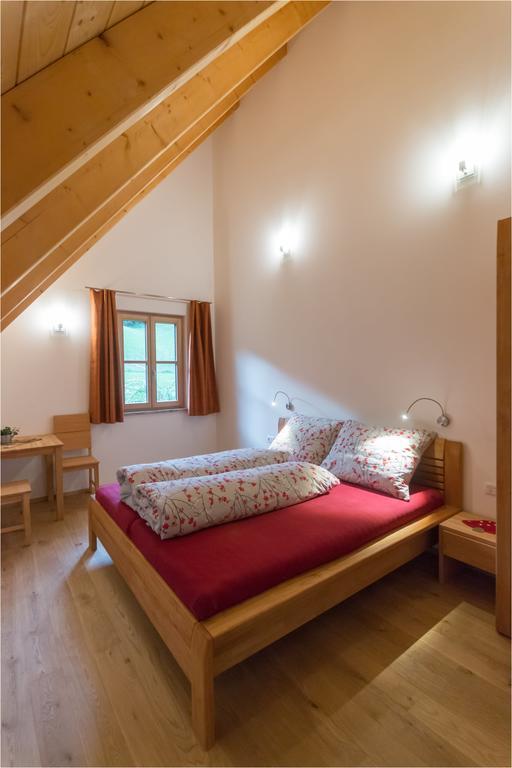 Gaestehaus Biohof Лейтшах Стая снимка